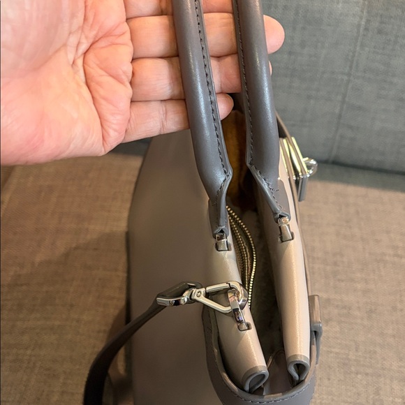 Michael Kors Tatiana Medium Leather Satchel 12.5”x9”x5”Preloved - Picture 13 of 17